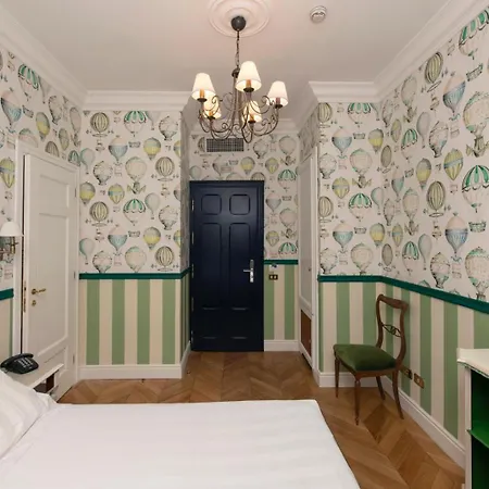 أناهي البوتيكي روما