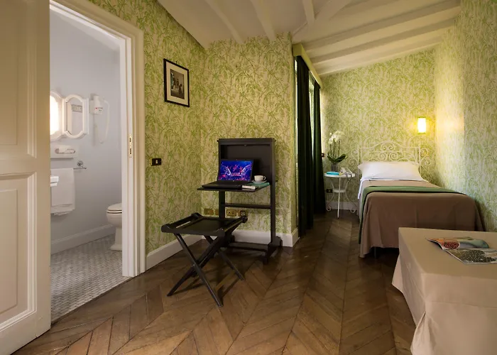 أناهي البوتيكي فندق