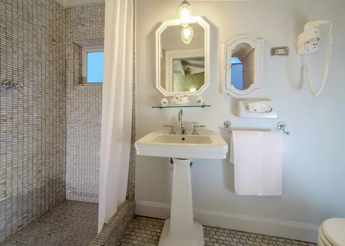 فندق أناهي البوتيكي